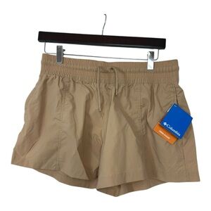 Columbia Omni-shade tan women’s shorts size medium